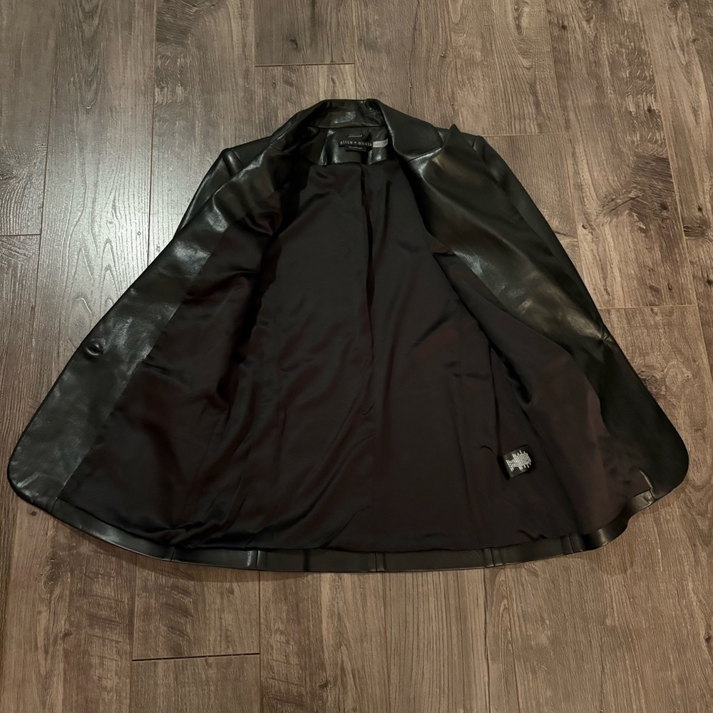 Alice + Olivia Denny Vegan Blazer black notch collar - Picture 8 of 16
